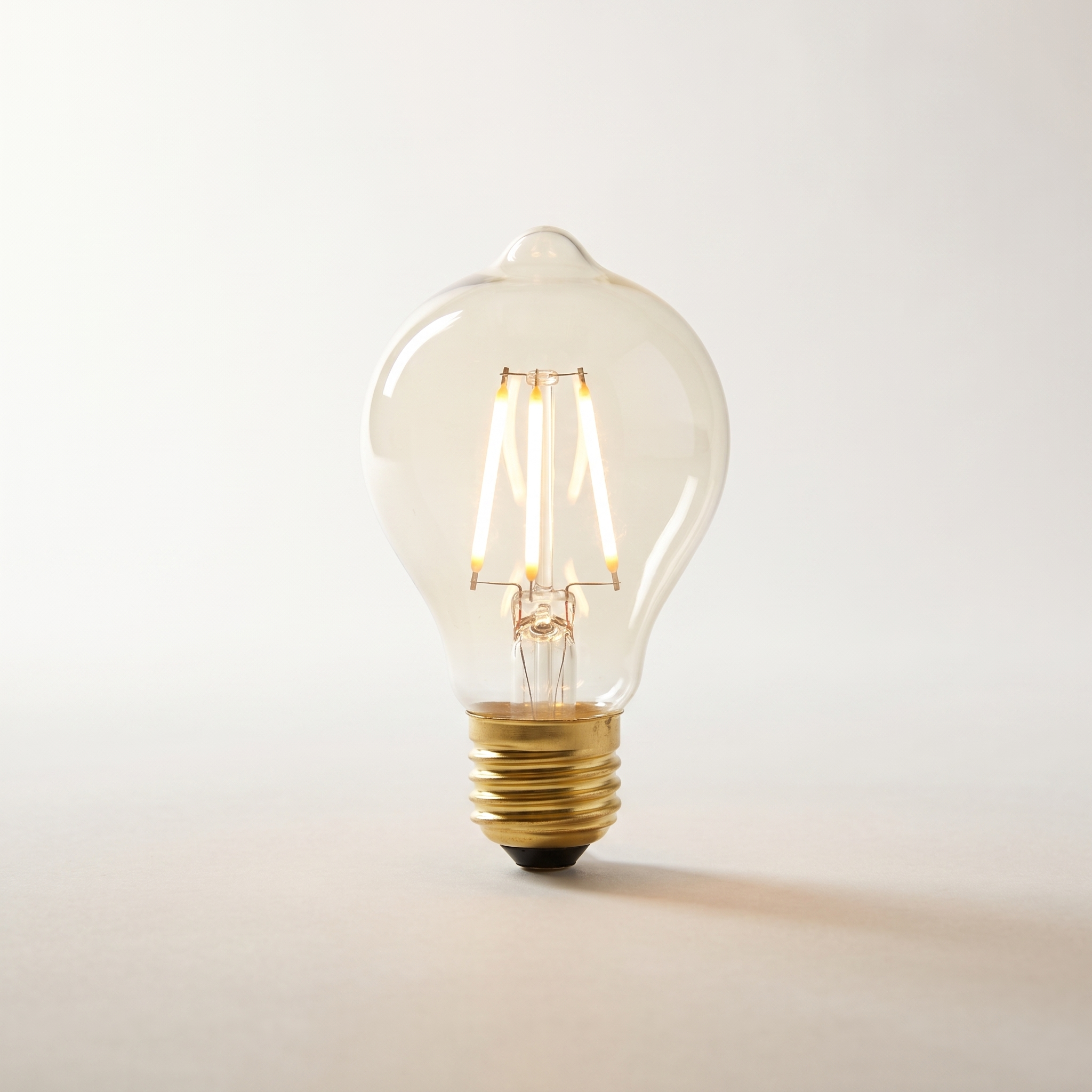 LED Type-A Smoked Filament 4.5W / 120V / E26 / 2200K Soft White Dimmable