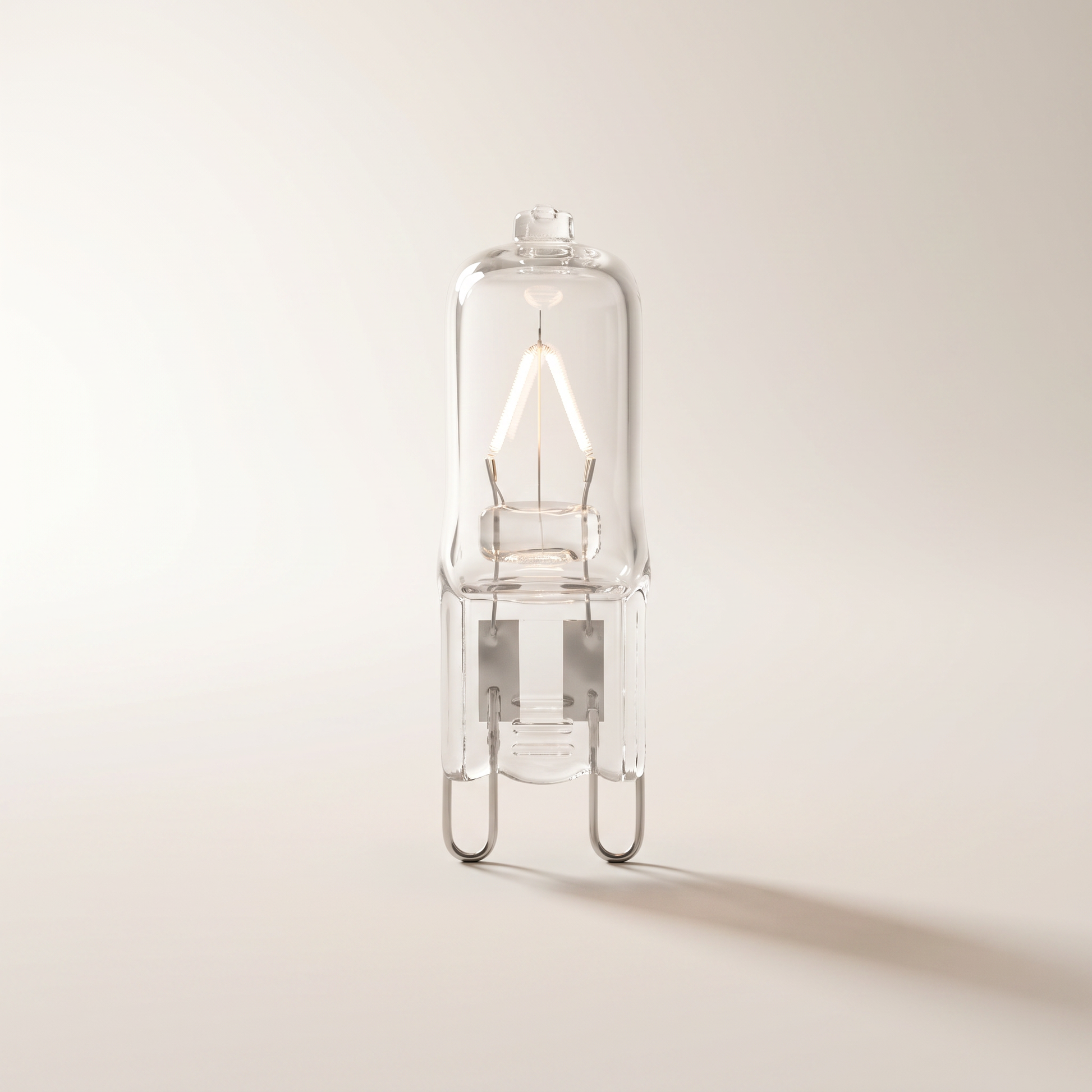 Xtricity T4 JCD Halogen Capsule — 35W / 350 Lumens / G9 Clear