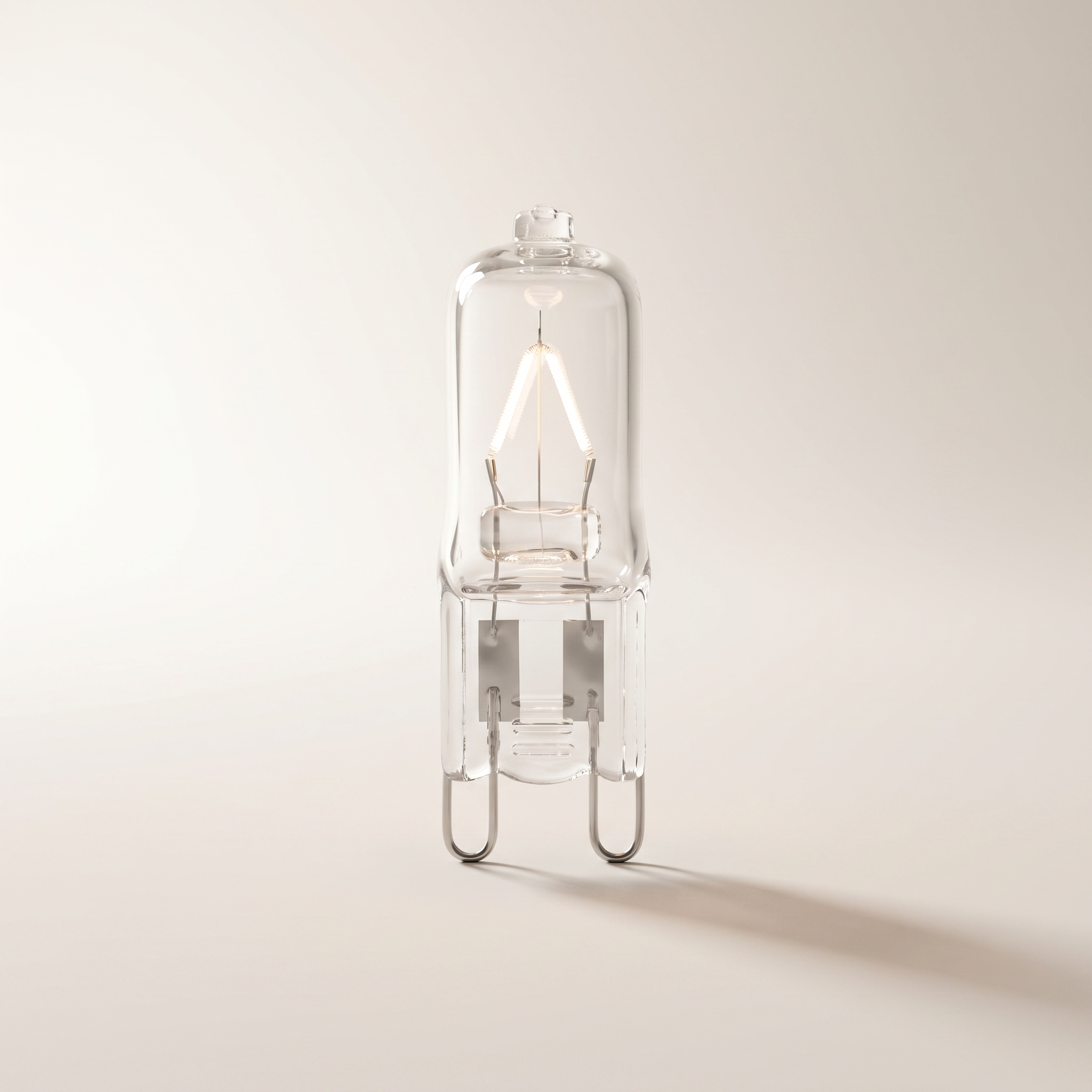 Xtricity T4 JCD Halogen Capsule — 35W / 350 Lumens / G9 Clear