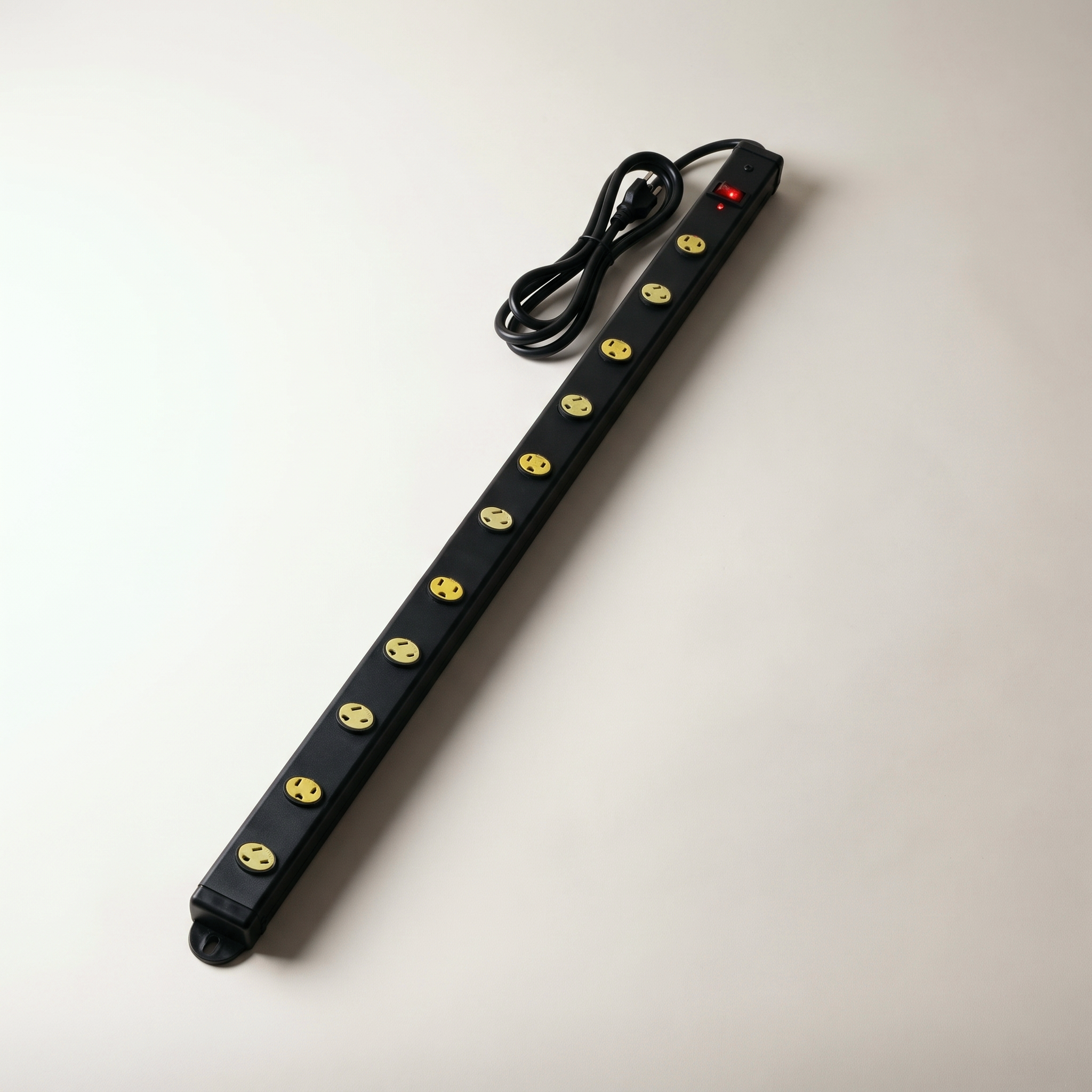 12-Outlet Heavy-Duty Surge Protector Power Bar, 6ft Cord, 450 Joules Black