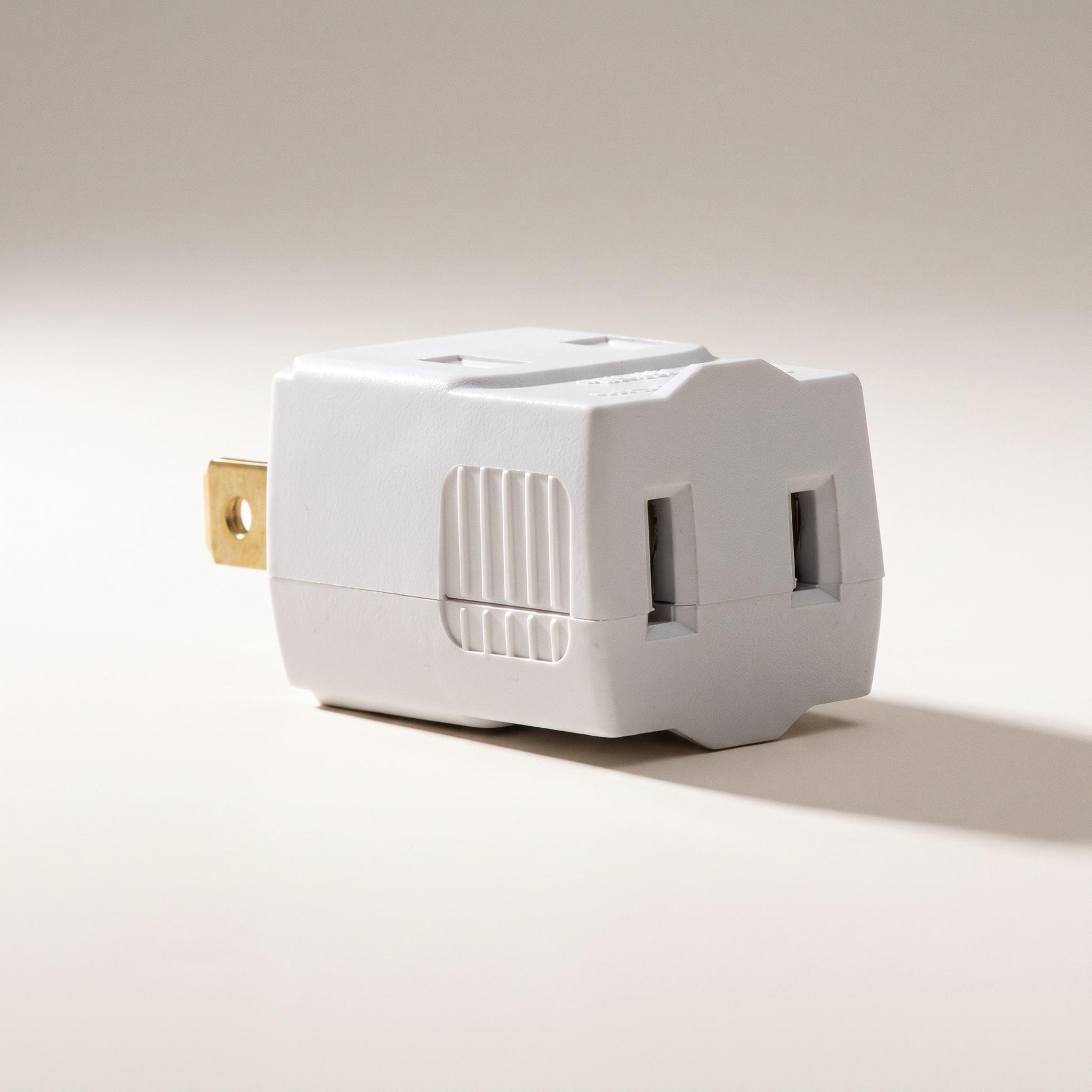 3-Outlet Polarized Multi-Tap Wall Adapter