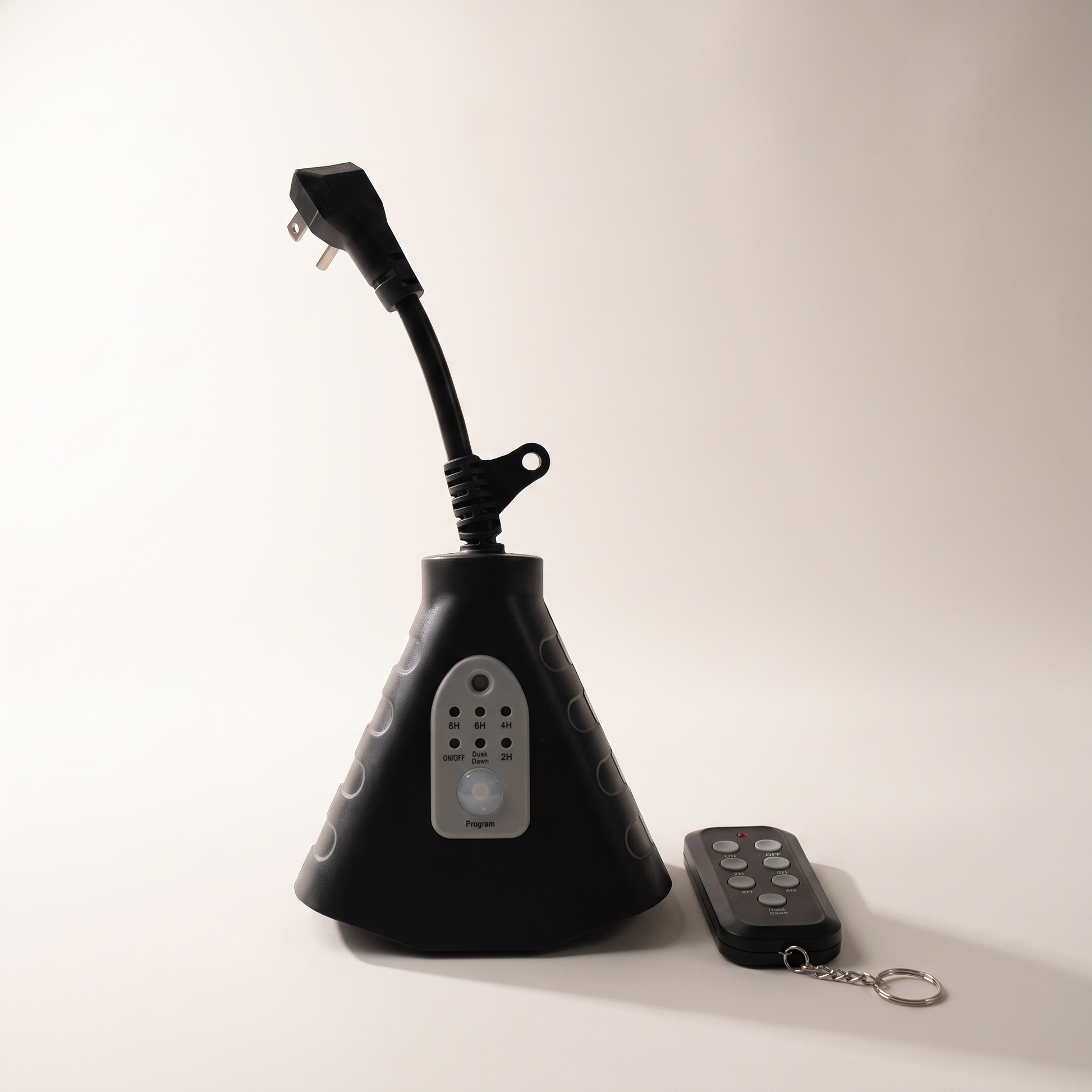 Outdoor Remote Switch — Dusk to Dawn / 3 Outlets