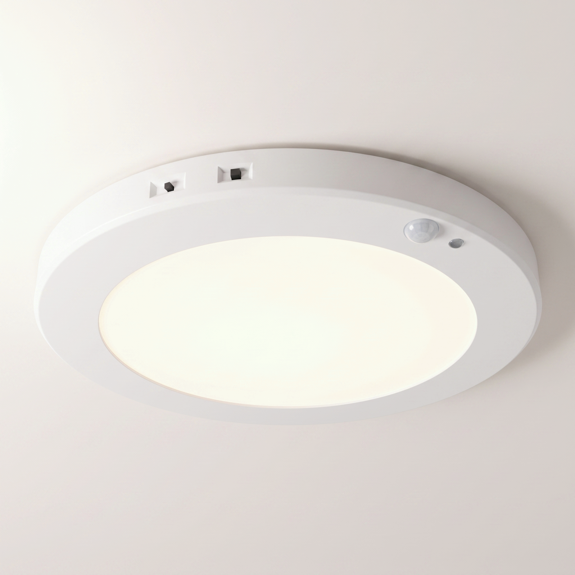 Xtricity 8.5" LED Ceiling Fixture with Motion Sensor — 16W / 1100 Lumens / Selectable 3000K-4000K-5000K — White