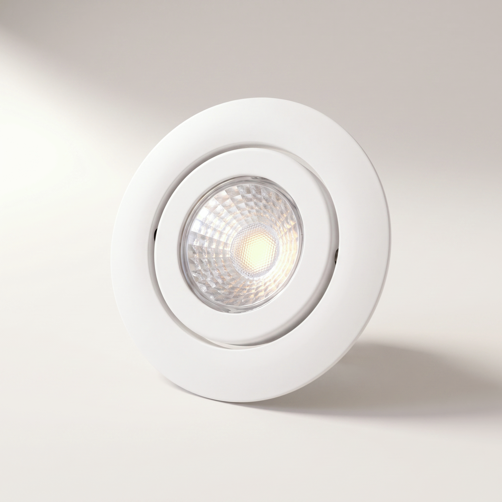 3.5" LED Gimbal Recessed Light — 7W / 600lm / 5000K / White