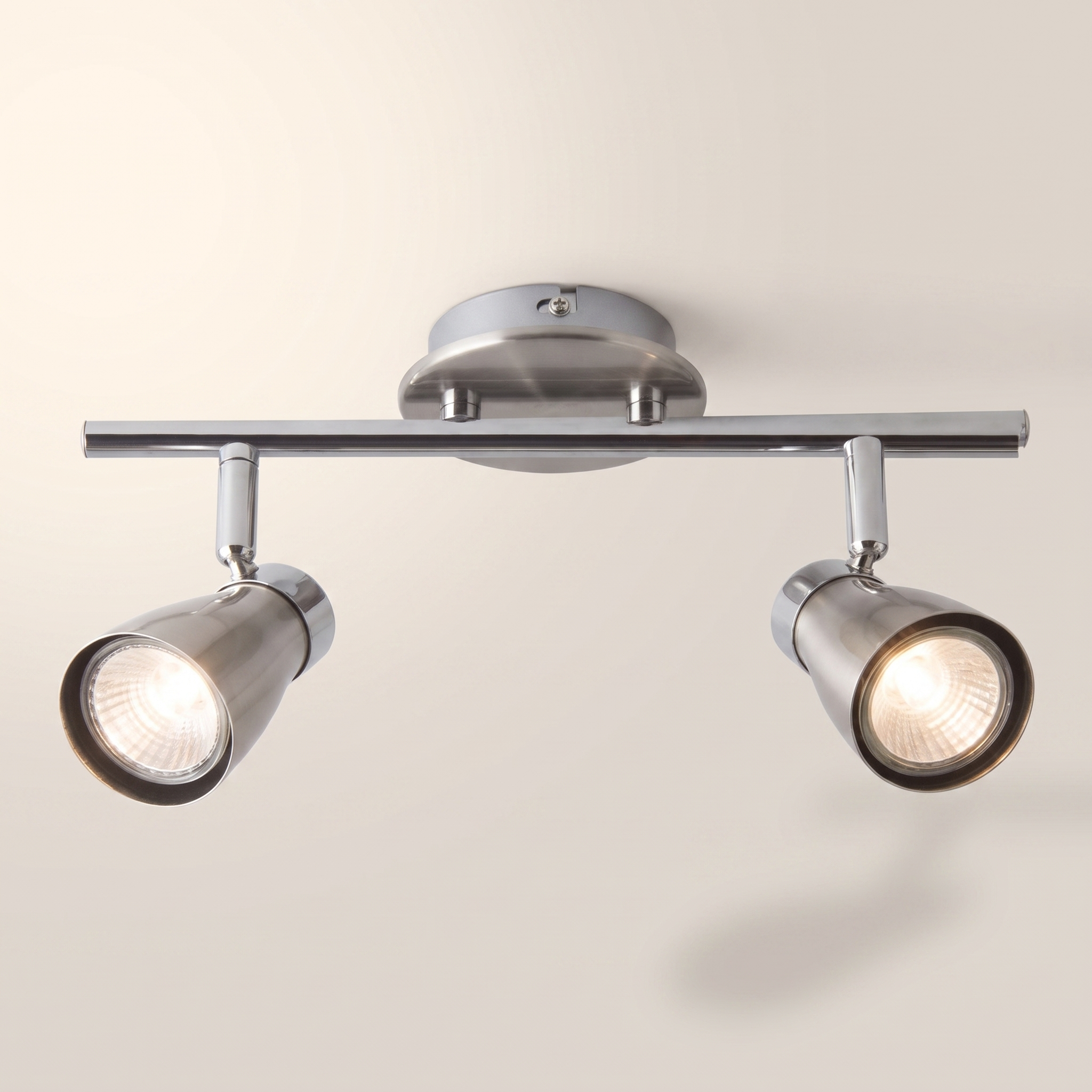 "Yorkshire" 2-Head Track Bar — Nickel & Chrome