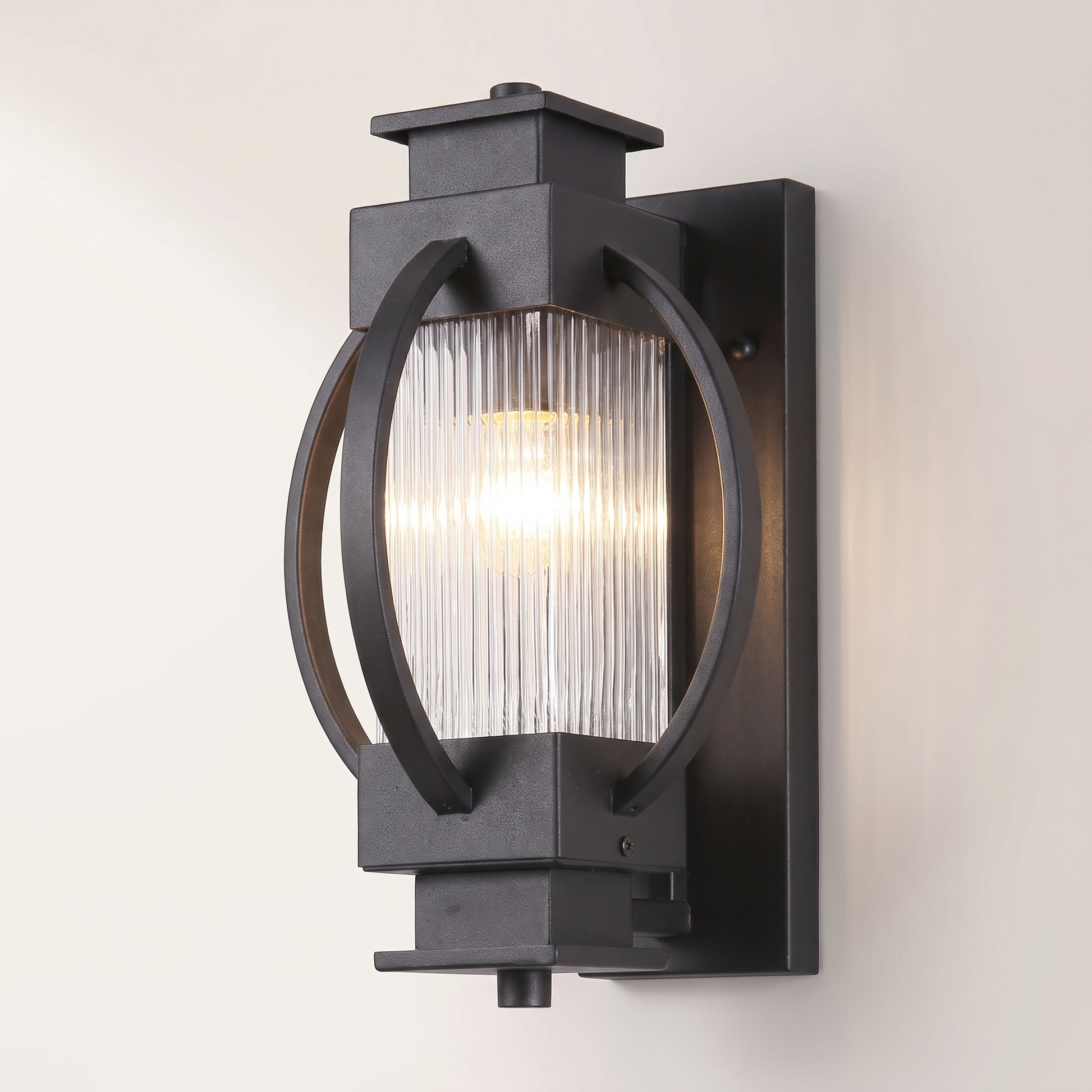 Outdoor Wall Mount — Black