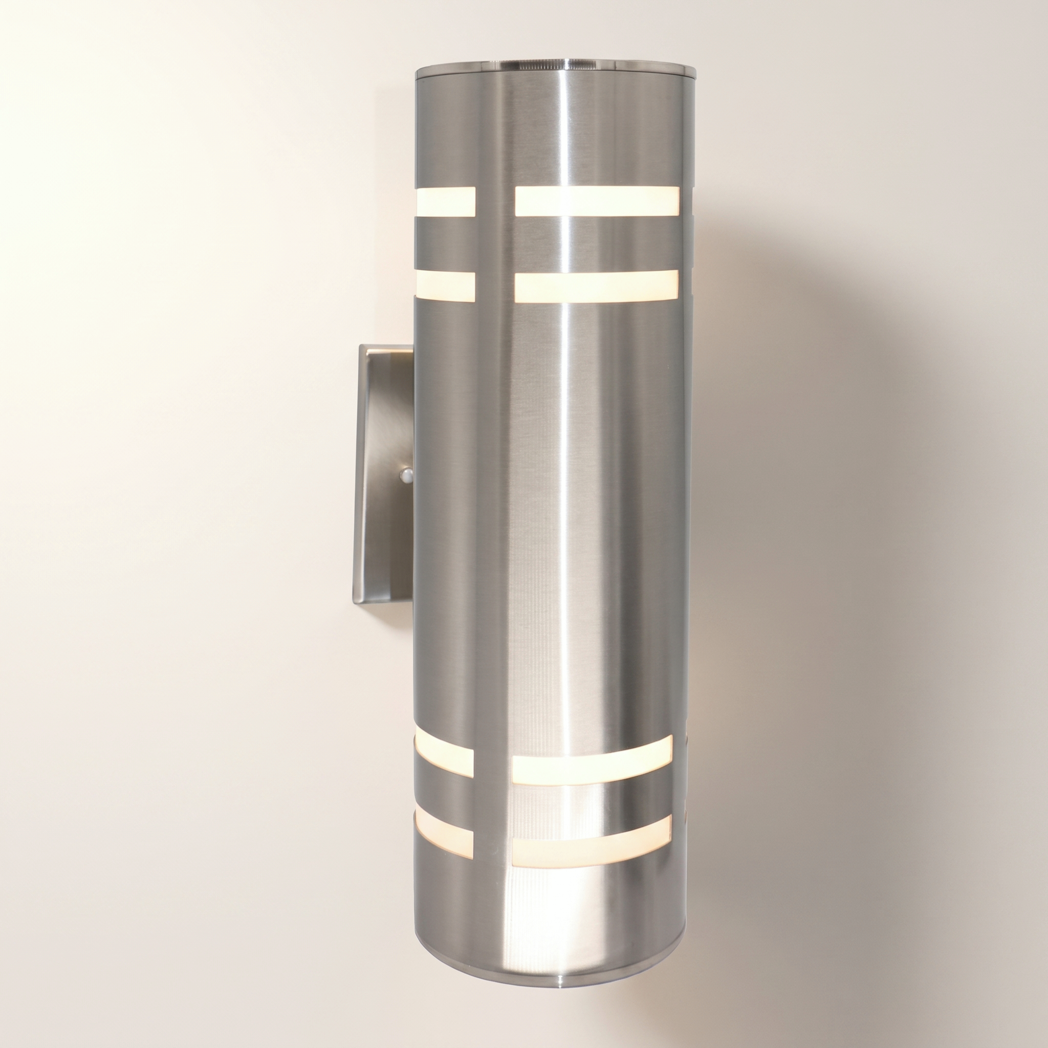 Central Park 2-Light Outdoor Wall Mount (Round, Nickel)