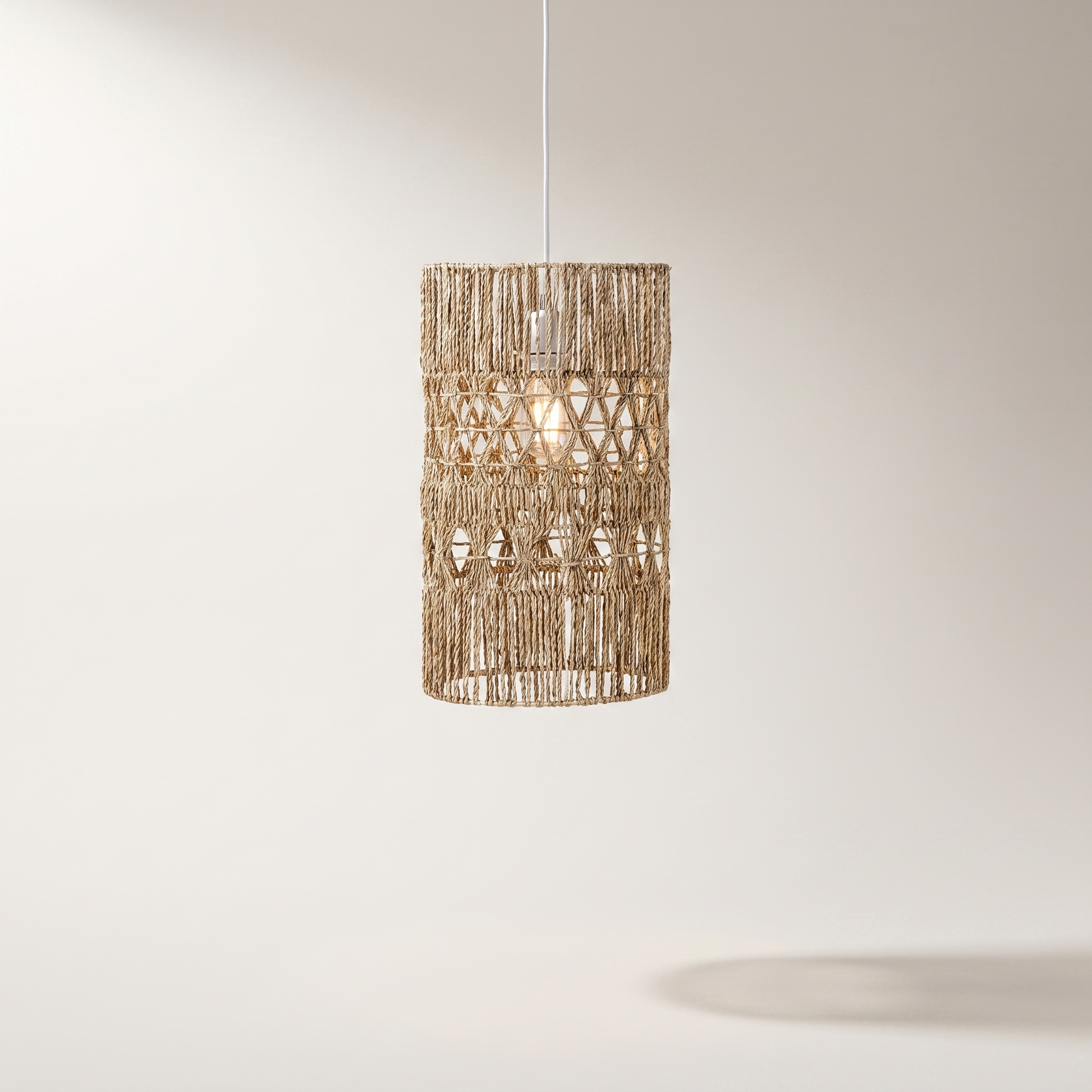 "Kampala" Seagrass Pendant Fixture — Natural, 25 x 45 cm