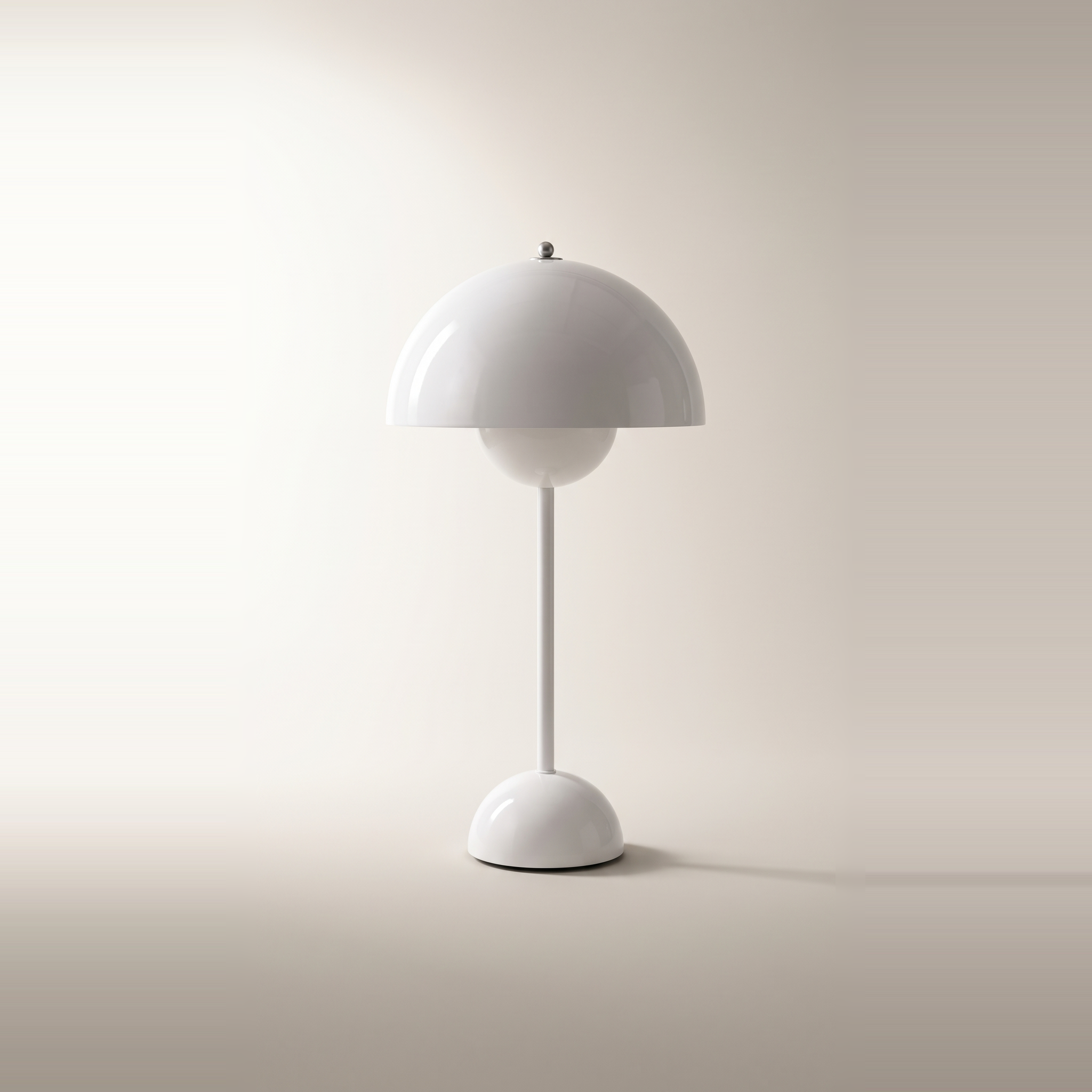 Lampe de table tactile DEL portable Palm Springs, rechargeable par USB — Sans fil, à intensité variable, 3 couleurs, blanc