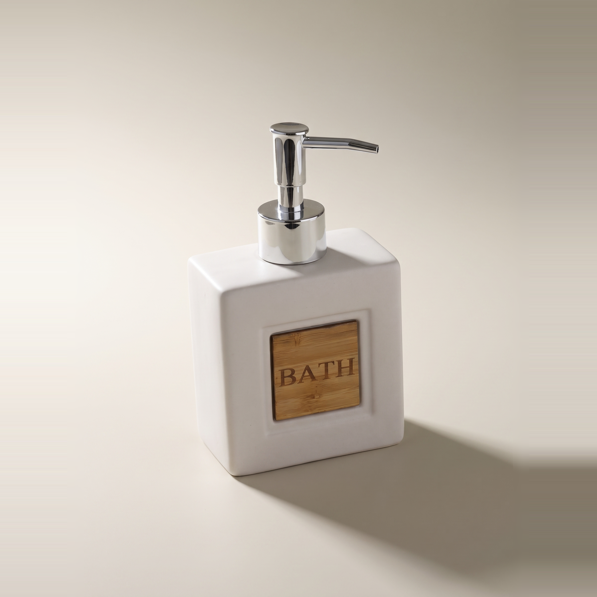 Distributeur de savon en dolomie blanche avec motif en bambou