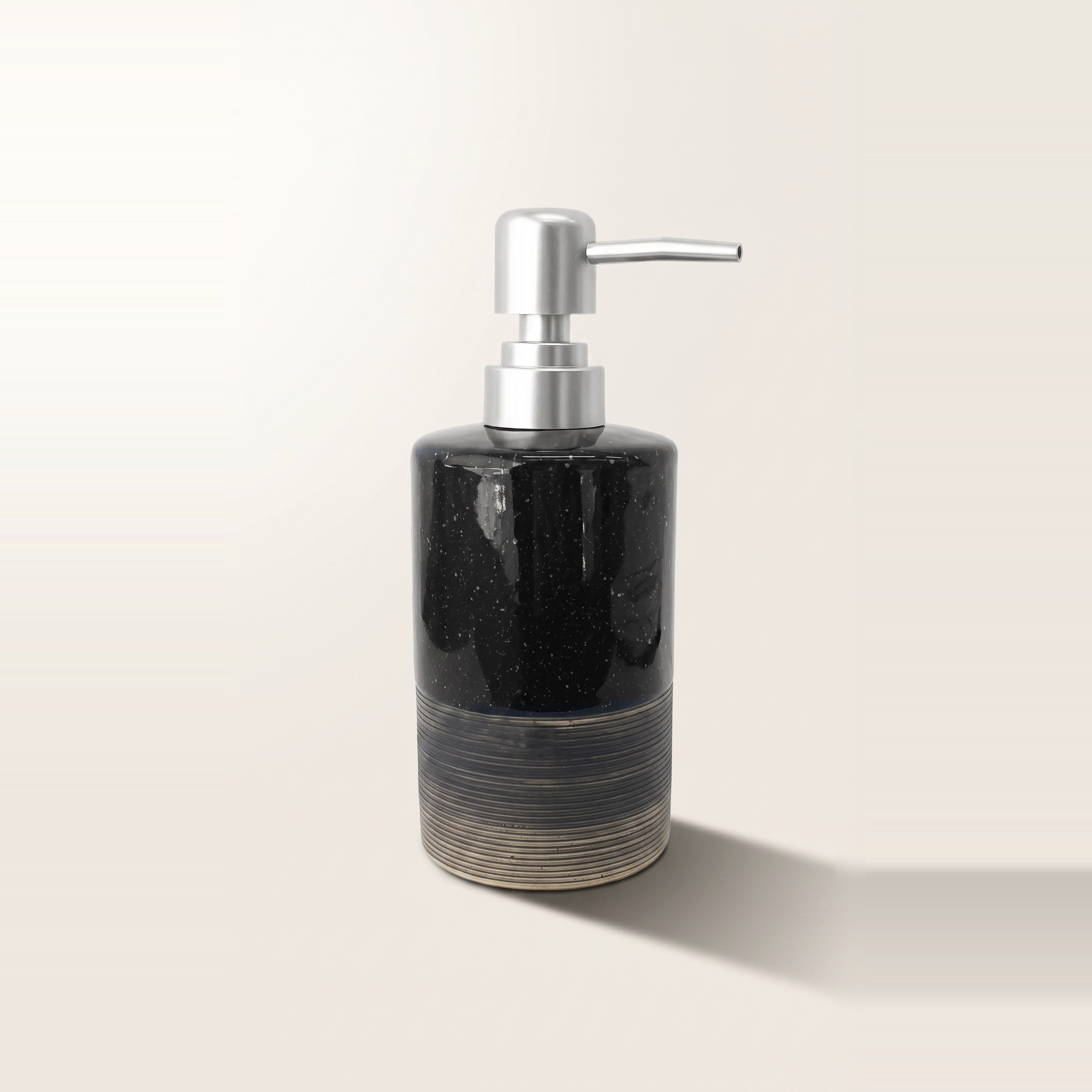 Distributeur de savon en céramique, noir/gris