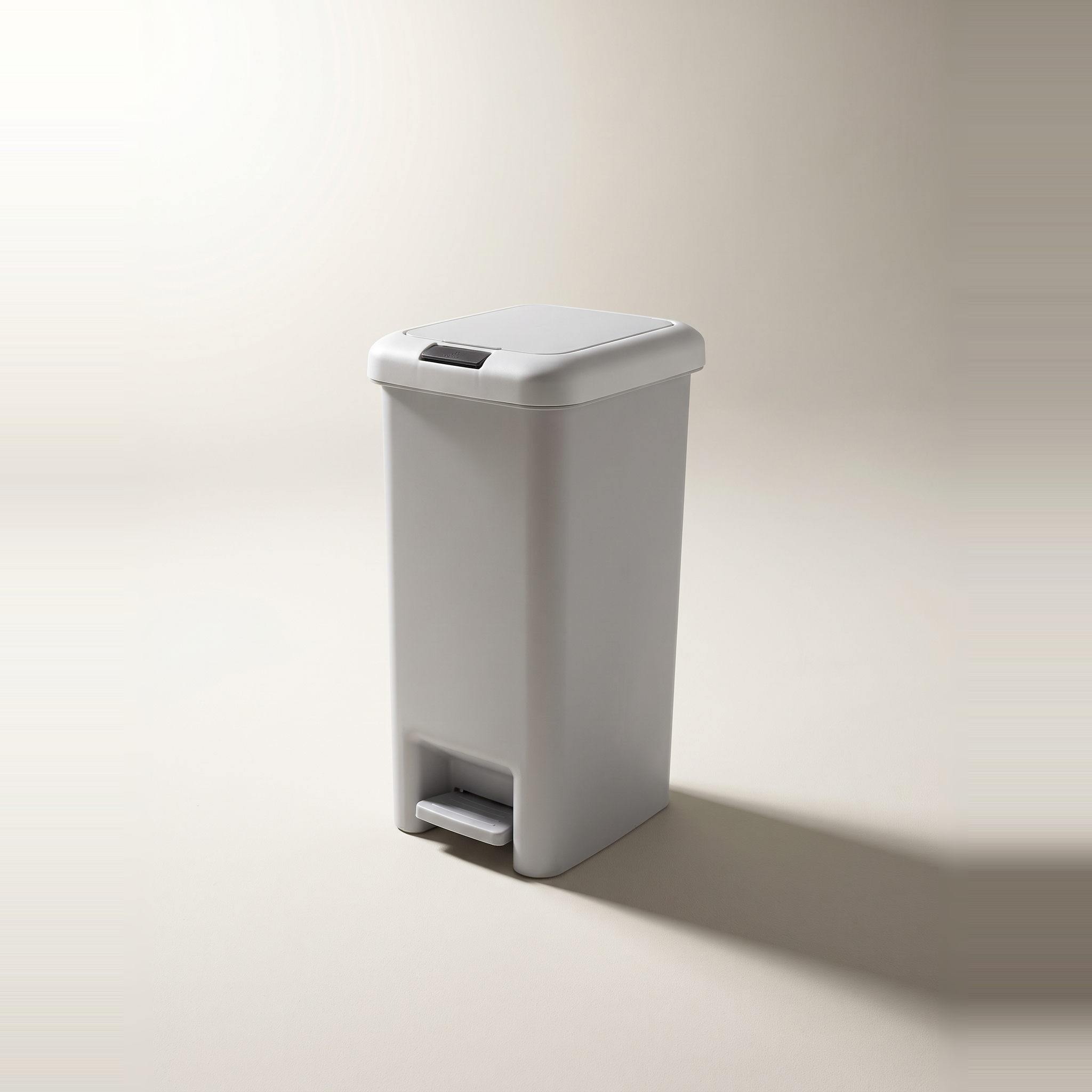 Poubelle 8 L à double ouverture bouton-poussoir et pédale