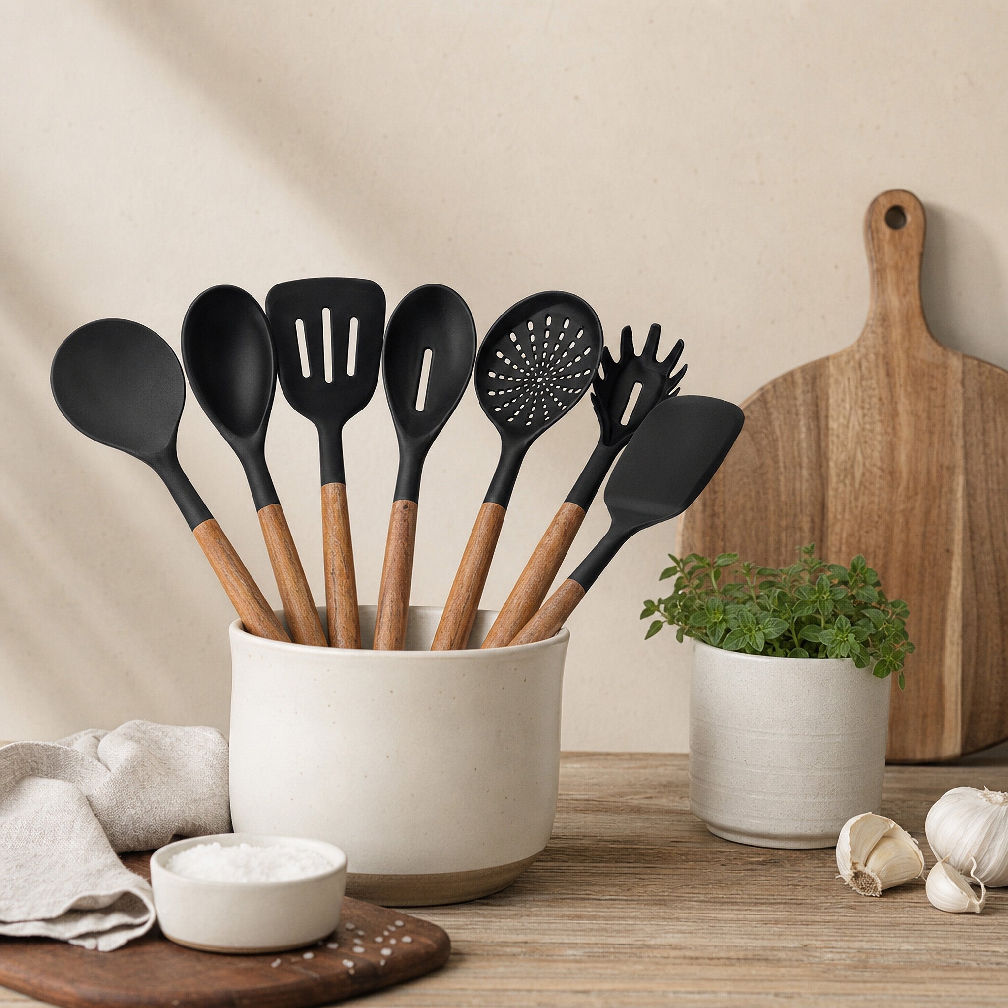 JS Gourmet 7-Piece Kitchen Utensil Set — Acacia & Nylon