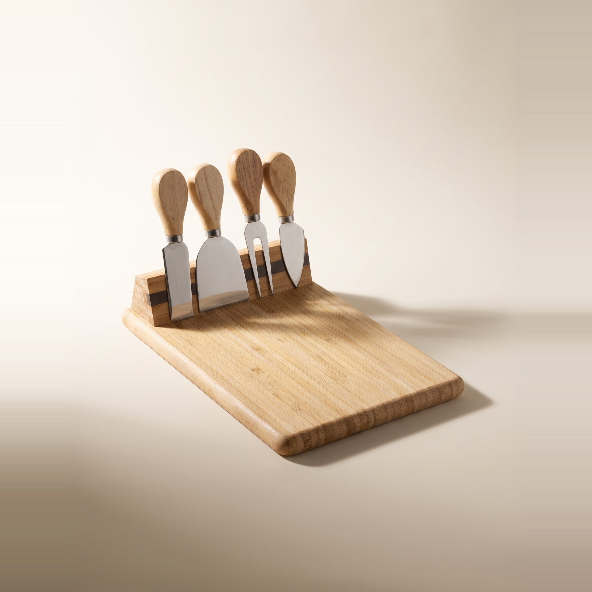 Planche de service en bambou avec support magnétique et 4 outils à fromage