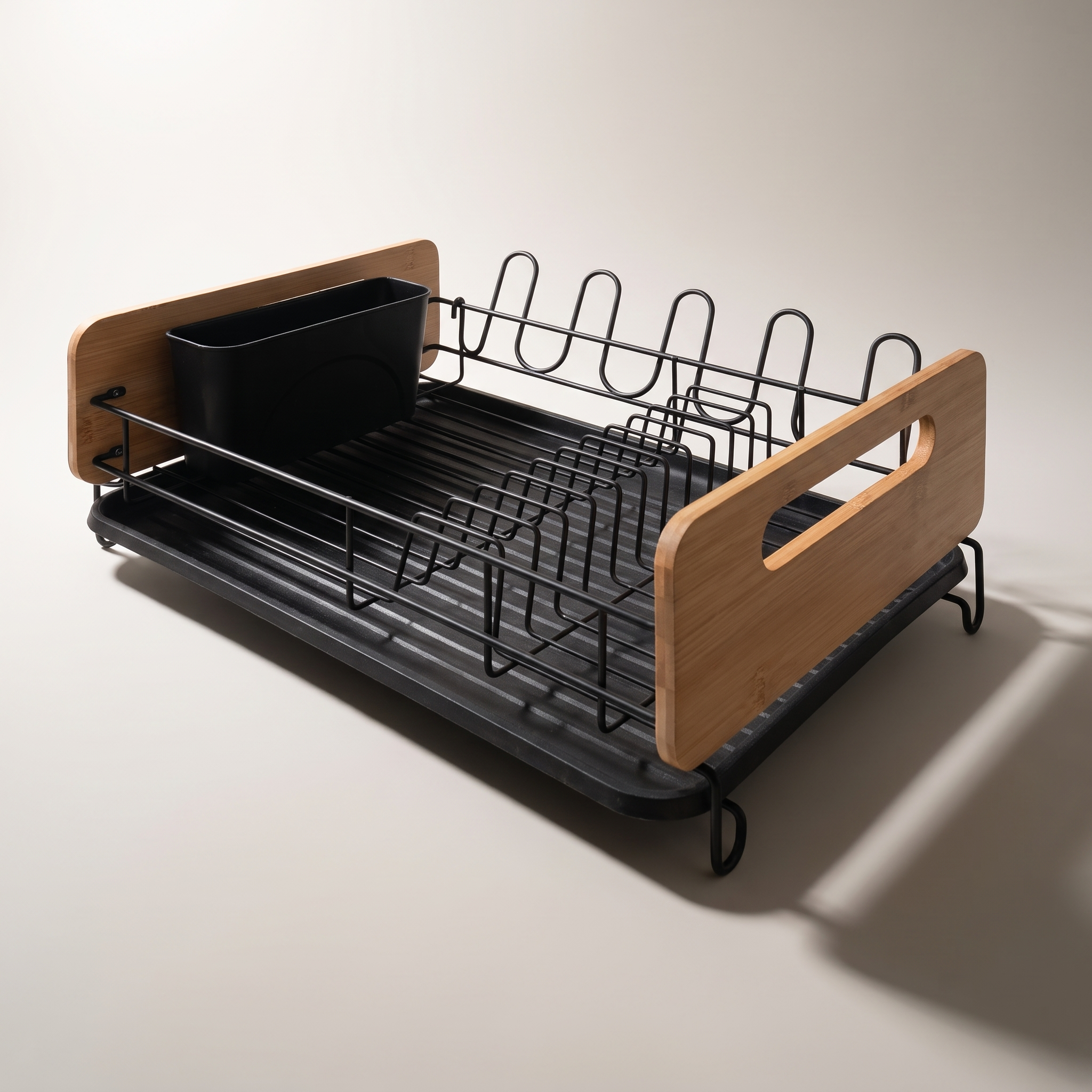 Égouttoir à vaisselle avec porte-couverts, égouttoir et porte-verres à vin