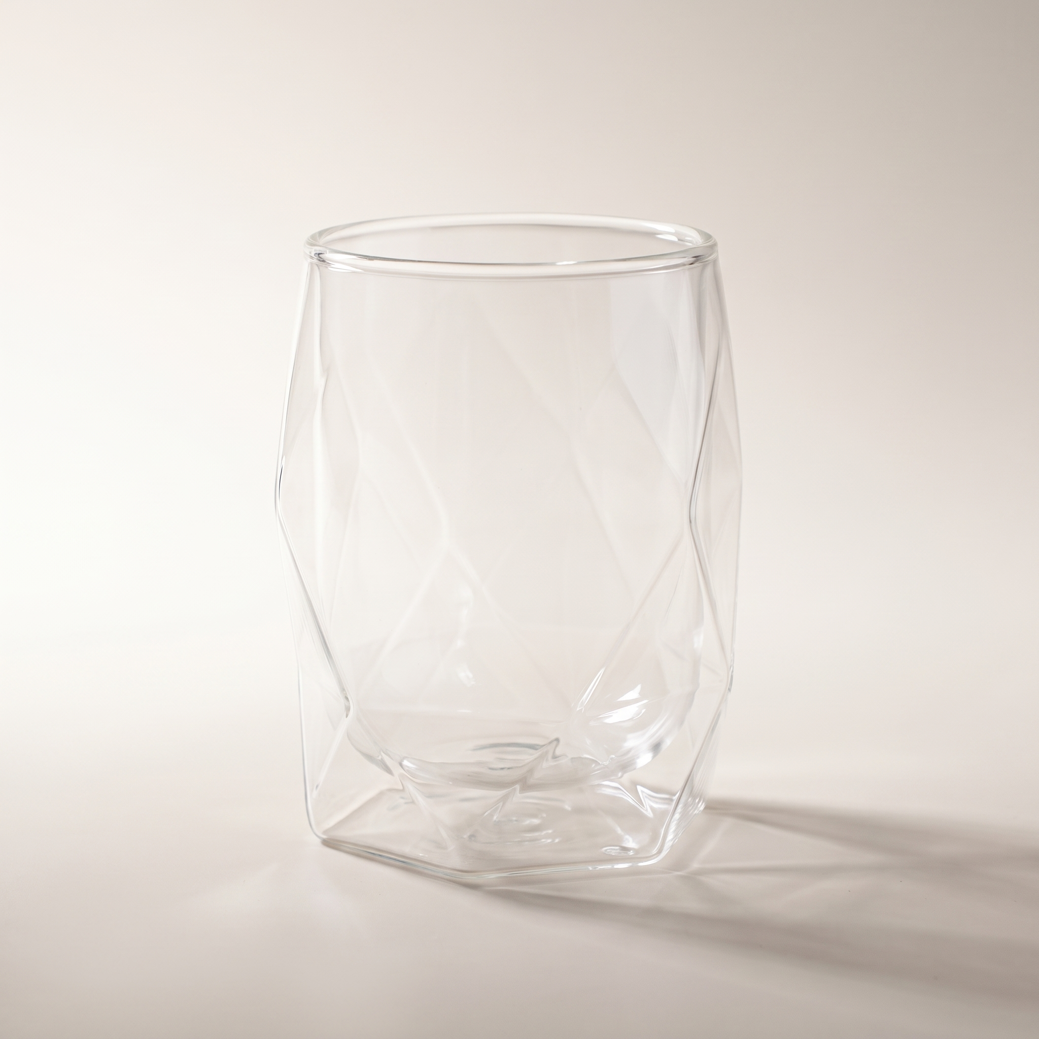 Verre géométrique à double paroi de 350 ml