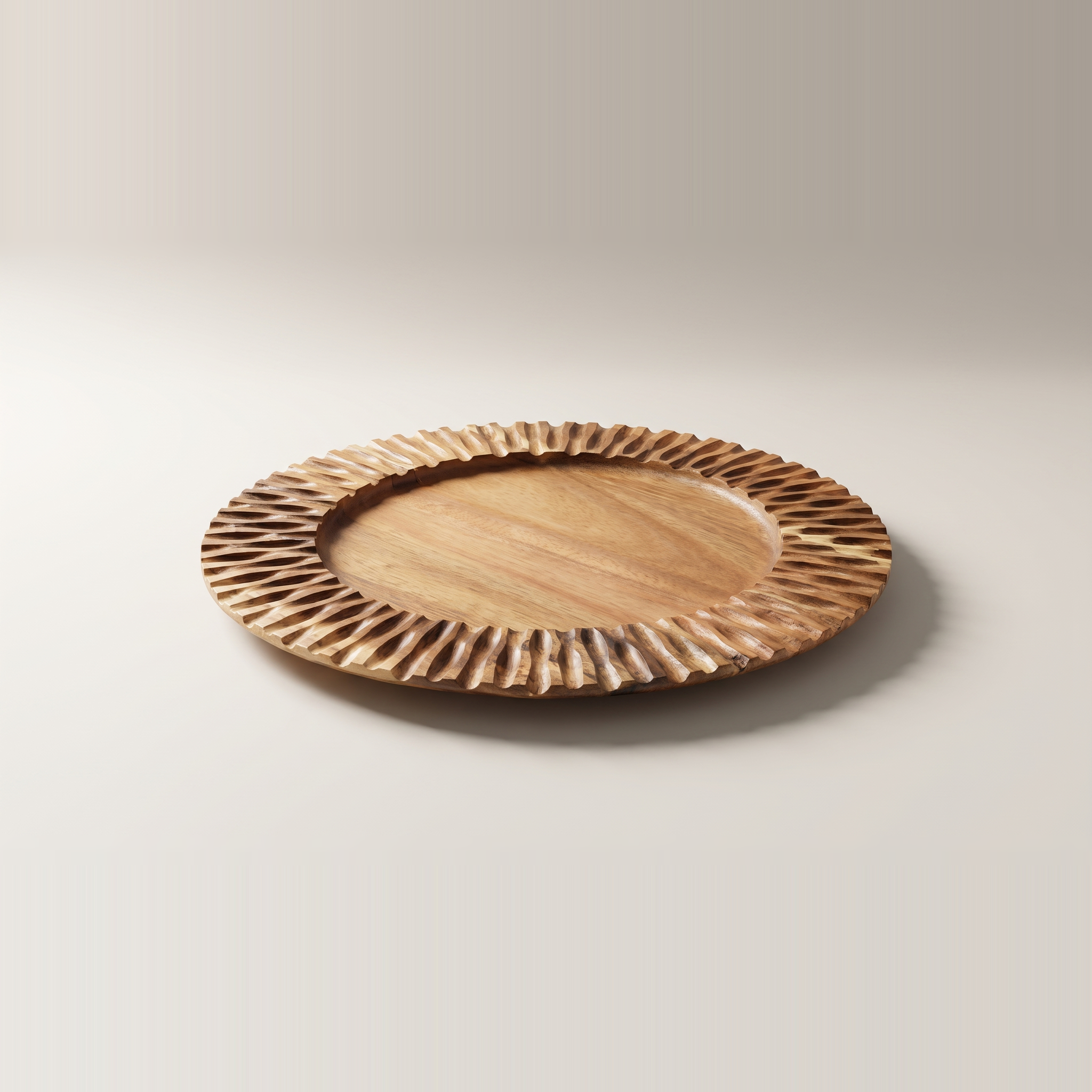 Plateau de service rond cannelé en bois d'acacia