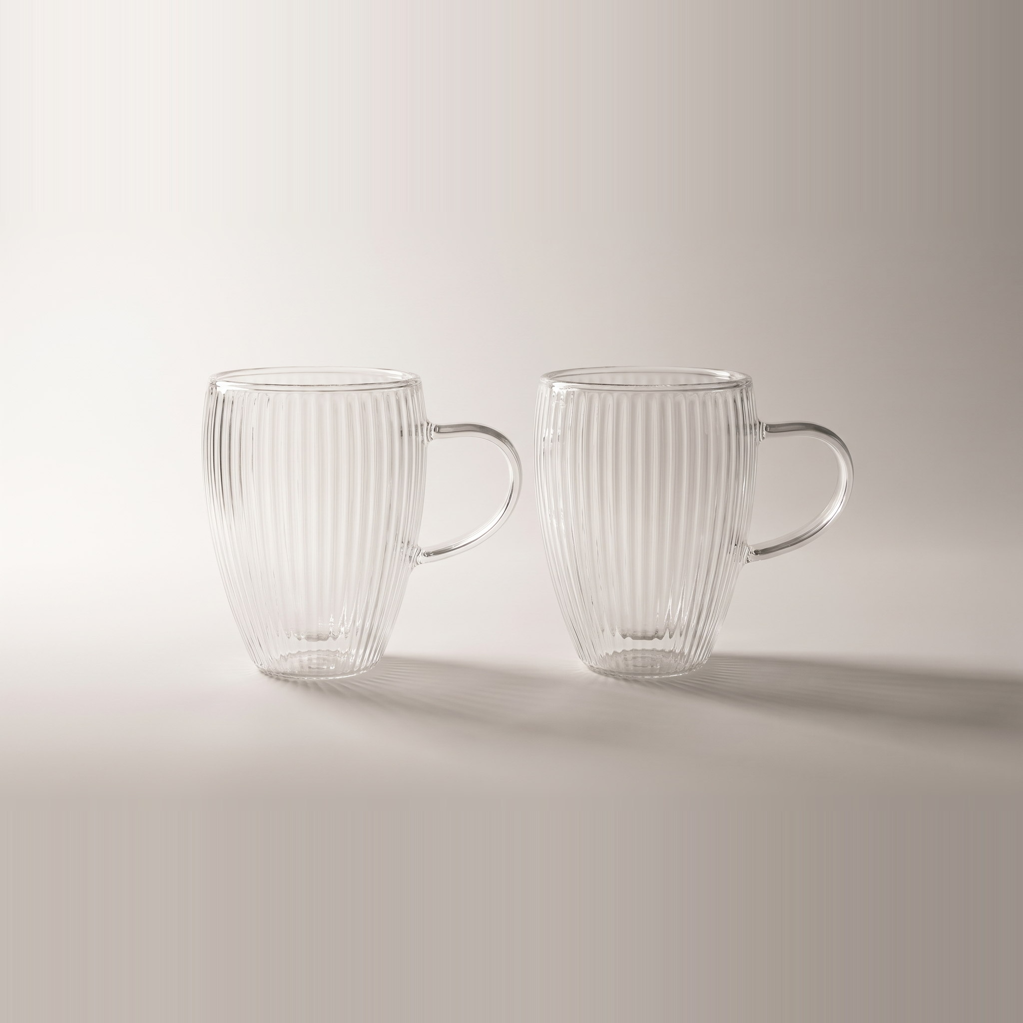 Tasses en verre à double paroi avec motif en relief cannelé — Lot de 2, 350 ml