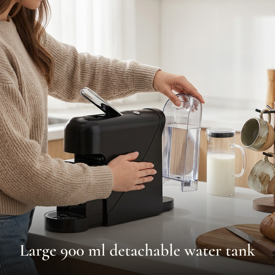 Large 900 ml detachable water tank — Single-Serve Capsule Espresso Machine, 900ml Tank (19-bar)