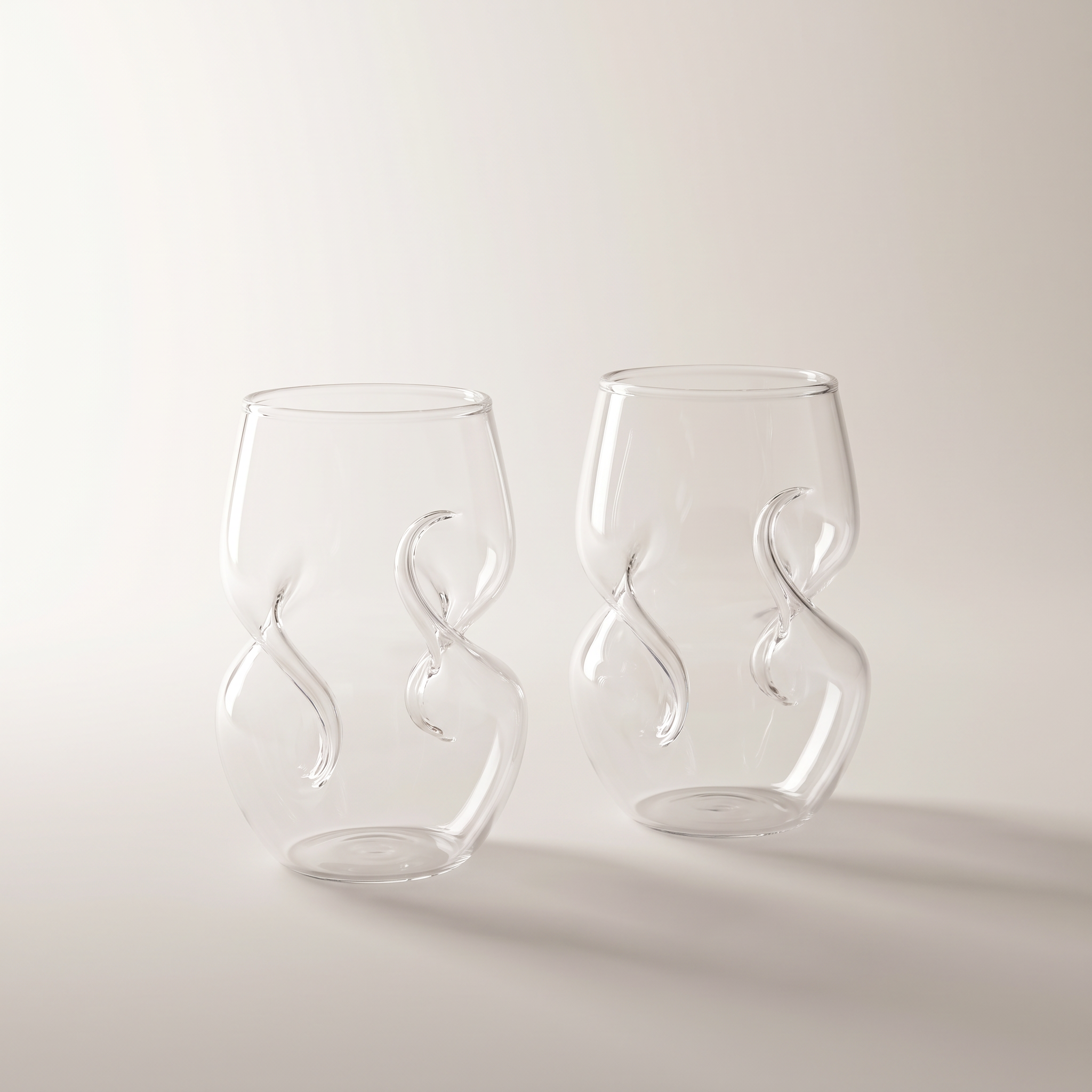 Verre à vin sans pied incurvé fait à la main avec aérateur intégré (Lot de 2)