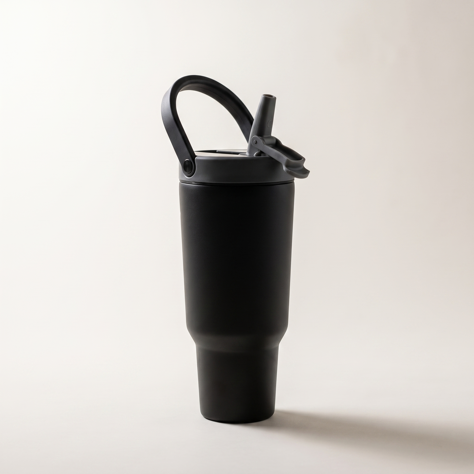 32oz Double-Wall Stainless Steel Flip Straw Tumbler - Black